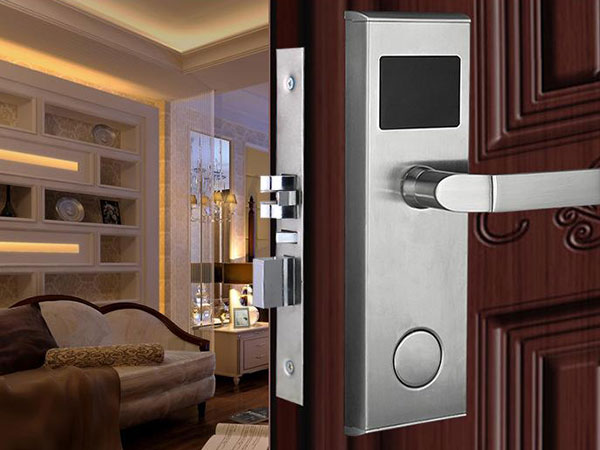 新会24小时上门开锁公司