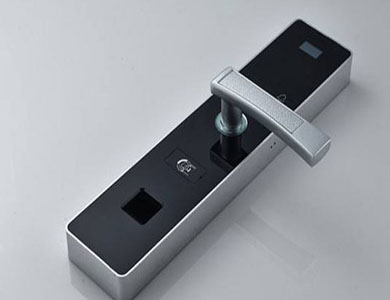 新会24小时上门开锁公司